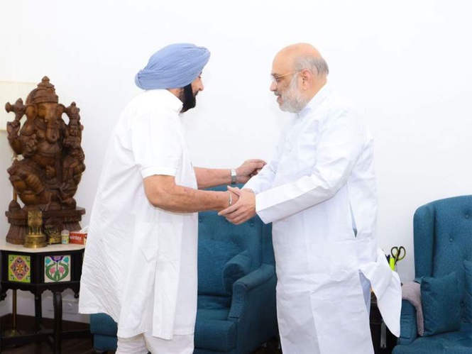 Image from: Former Punjab CM Captain Amarinder Singh meets Shah, Nadda in Delhi