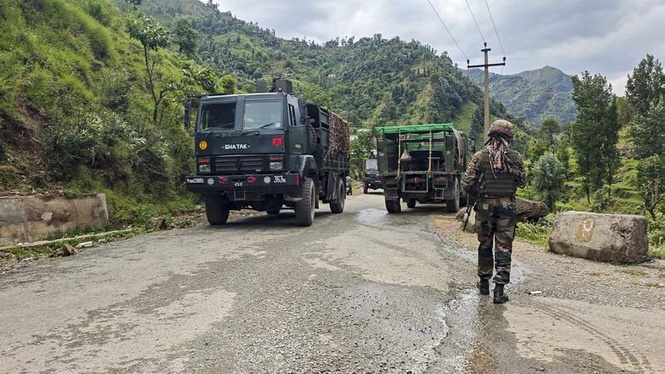 Image from: Army officer dies after falling into gorge during anti-terror operation in J-K’s Rajouri