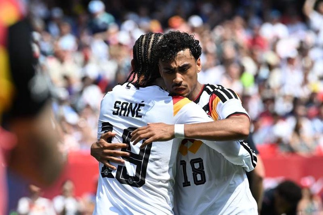 Image from: Sané shows he can replace Karl as Germany beat US in last warm-up