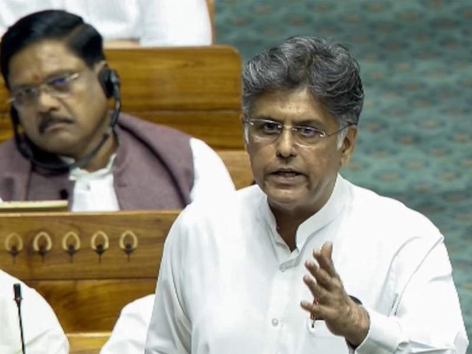 Image from: "While OMCs make hay, people being crushed": Manish Tewari attacks Centre over LPG price hikes