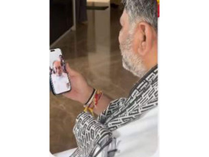 Image from: Karnataka CM thanks Malaysian PM Ibrahim for congratulatory phone call
