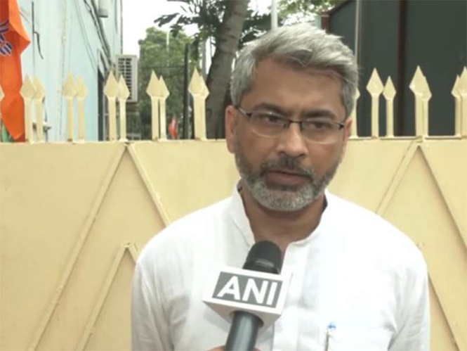 Image from: AIFF Chief Kalyan Chaubey backs probe into Diamond Harbour FC, hails centre-state push for sports at Kolkata Cyclothon