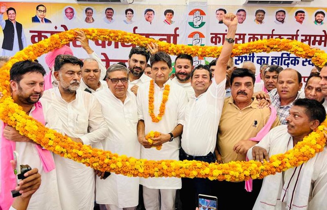 Image from: Rohtak MP praises CJP for raising public issue, surprised by quick nod for Jantar Mantar protest