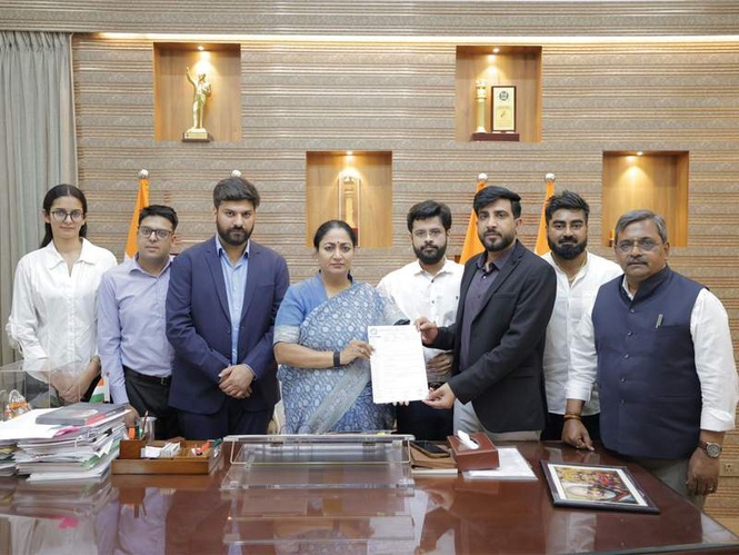 Image from: FAIMA meets Delhi Chief Minister, requests ex-gratia assistance for Saket's building collapse victims