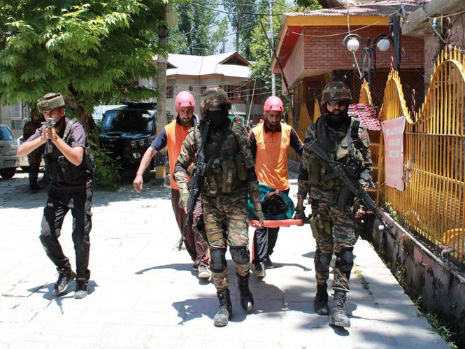 Image from: J-K: Ganderbal Police conducts mock drills ahead of Shri Amarnath Yatra 2026 and annual Mela Kheer Bhawani