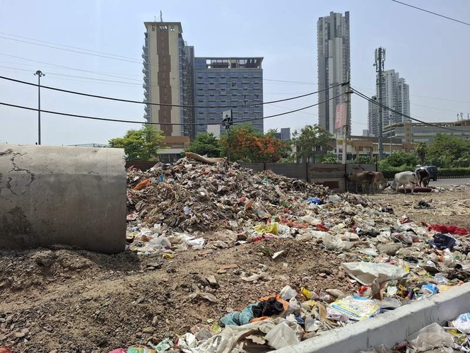 Image from: Gurugram residents slam addition of sanitation charge to property bills