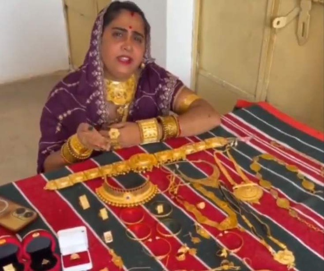 Image from: YouTuber flaunted jewellery, cash online; burglars strike, flee with valuables worth Rs 10 lakh