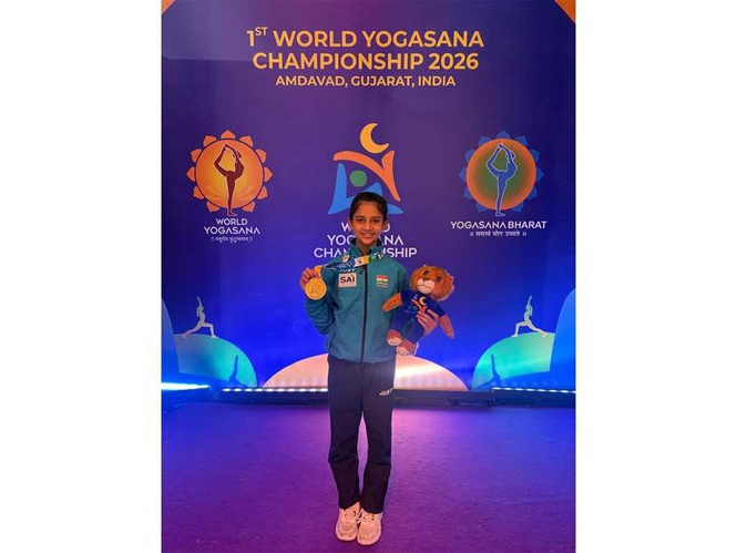 Image from: Pune's golden girl Niral Wadekar wins two titles at World Yogasana Championship 2026