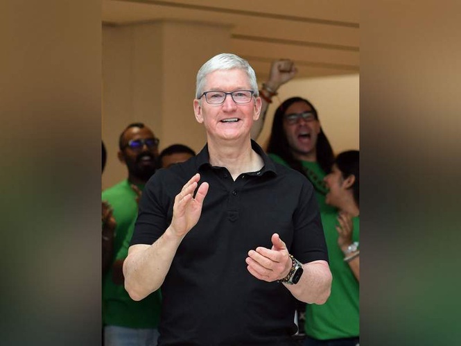 Image from: Apple chief Tim Cook to unveil all-new Siri as OpenAI, Google mount tough fight