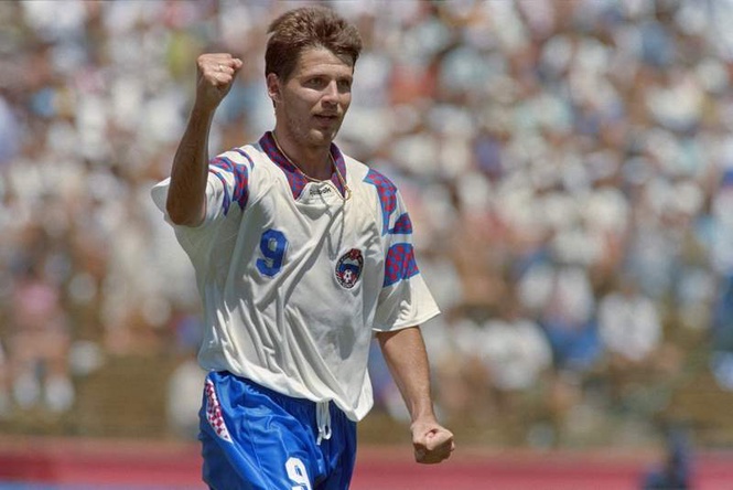 Image from: Meet the World Cup Golden Boot winner who went home after the group stage