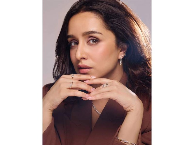 Image from: Shraddha Kapoor to headline Dinesh Vijan, Laxman Utekar's new film 'Eetha', release date locked