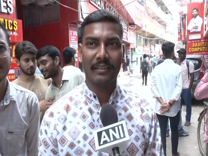 Image from: Khan Sir's students welcome court's order in connection with firing case