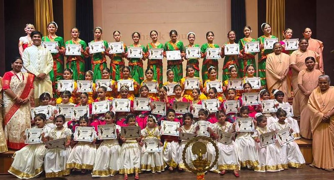 Image from: 12-day Bharatanatyam workshop concludes