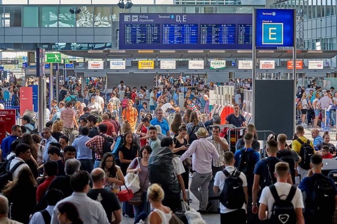 Image from: Terminal 2 at Frankfurt Airport closes for multi-year refurbishment