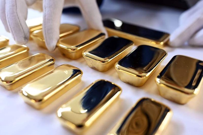 Image from: Iran seizes assets belonging to critics