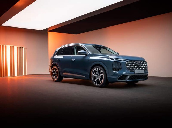 Image from: Third-gen Audi Q7 arrives with boxy look and tech-focused interior