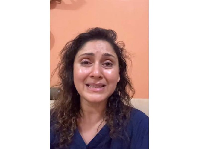 Image from: 'Jaane Tu... Ya Jaane Na' actress Manjari Fadnnis breaks in emotional video, alleges brutal killing of society dog