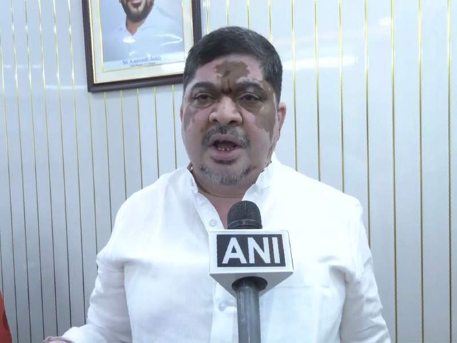 Image from: Telangana govt assures full support to families of Jagtial men killed in Dubai accident; Minister Ponnam initiates relief measures