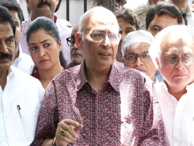 Image from: RO's order rejecting Meenakshi Natarajan's nomination is like saying '2+2=7': Abhishek Manu Singhvi after meeting with EC