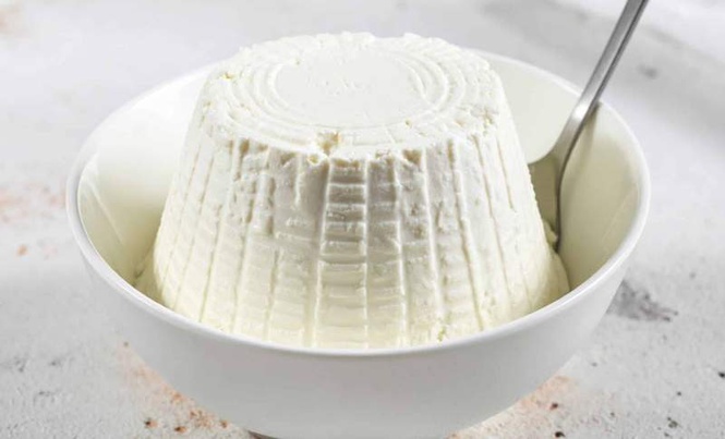 Image from: Cheese Sold in Several States Pulled From Shelves After Deadly Listeria Discovery