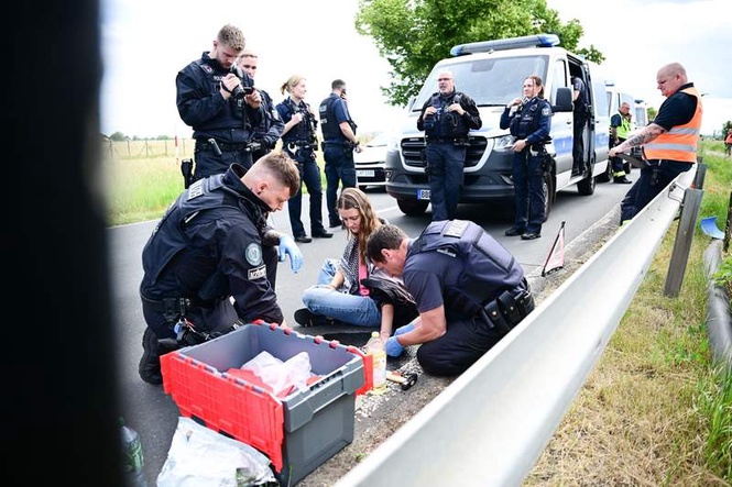 Image from: Pro-Palestine activists blockade Berlin Air Show aviation conference