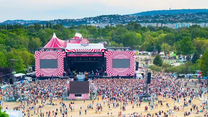 Image from: From Barcelona to Budapest: 6 festivals you need to experience at least once in Europe (you won’t regret it!)