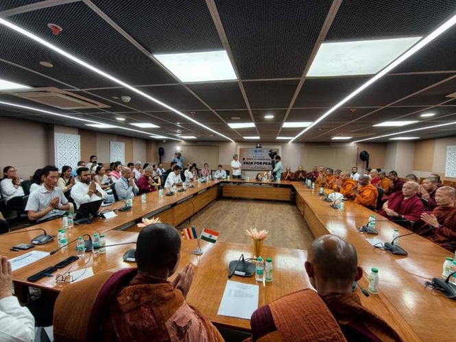 Image from: IBC welcomes Bhikkhu Pannakara after 2300-mile peace walk across US