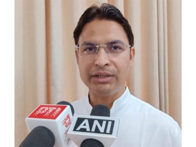 Image from: BJP leader Raju Bista slams TMC, says party with 'Ma, Mati, Manush' slogan is surrendering to Congress ideology