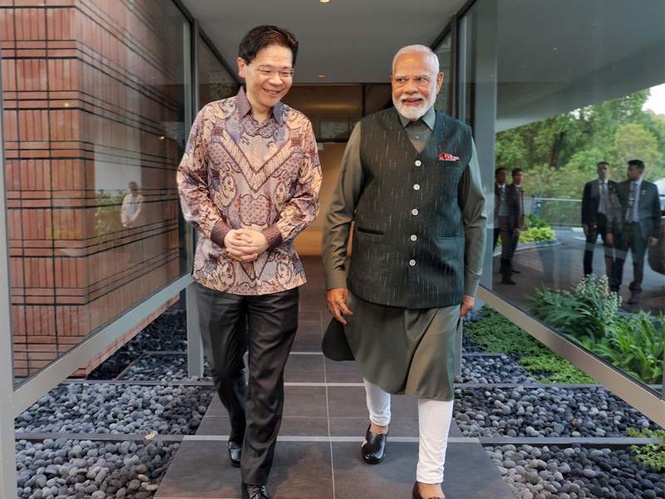 Image from: ’Look forward to strengthen ties’: Singapore PM extends wishes to PM Modi on historic 12-year tenure