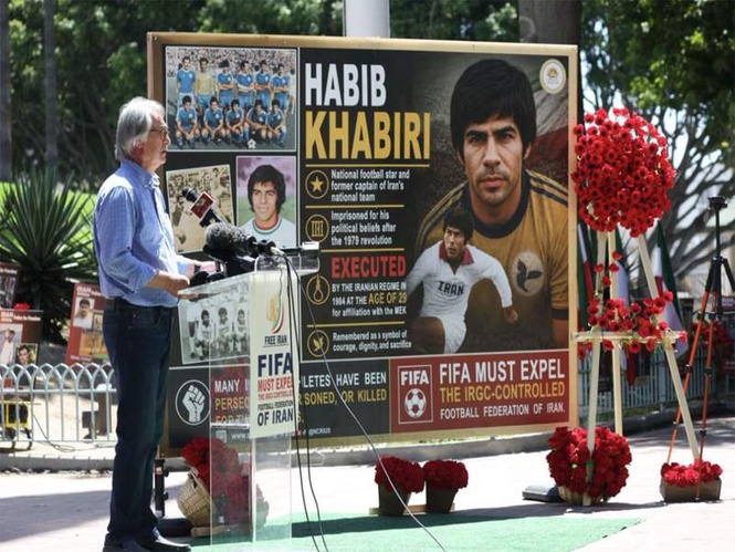 Image from: FIFA World Cup: Iran’s participation sparks protests in Los Angeles as activists demand team ban from tournament
