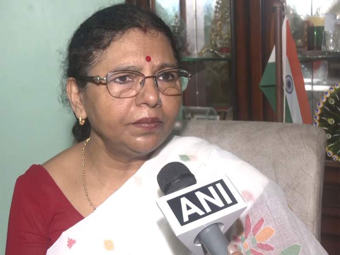 Image from: TMC LS MP Pratima Mondal denies signing alleged NDA support letter, challenges 'rebel faction' to produce document bearing her signature