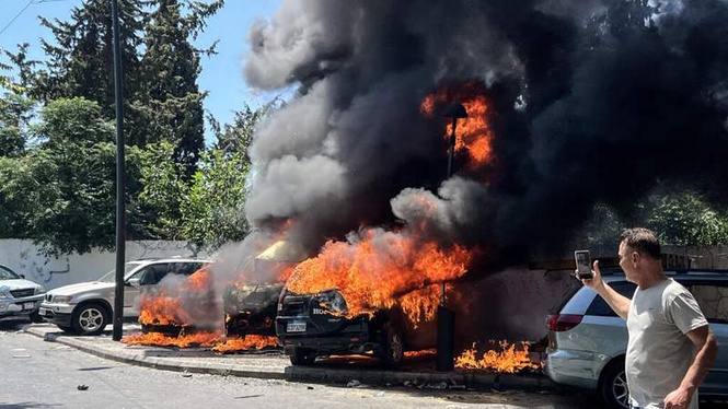 Image from: Middle East war live: Iran says US strikes make ceasefire ‘practically meaningless’