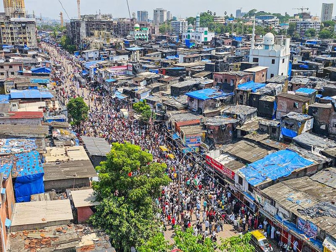 Image from: Dharavi project gains momentum as BMC begins relocation process for Shahunagar residents