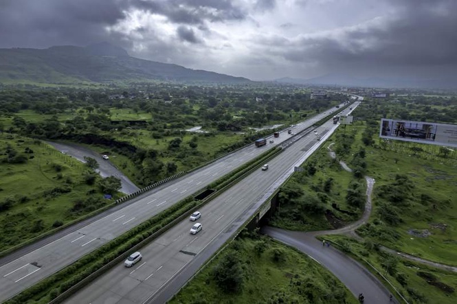 Image from: Delhi-Mumbai Expressway nears completion