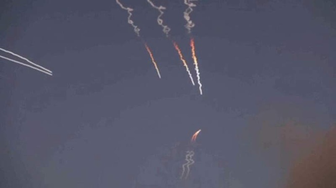 Image from: Middle East live: US forces shoot down Iranian drones near Strait of Hormuz