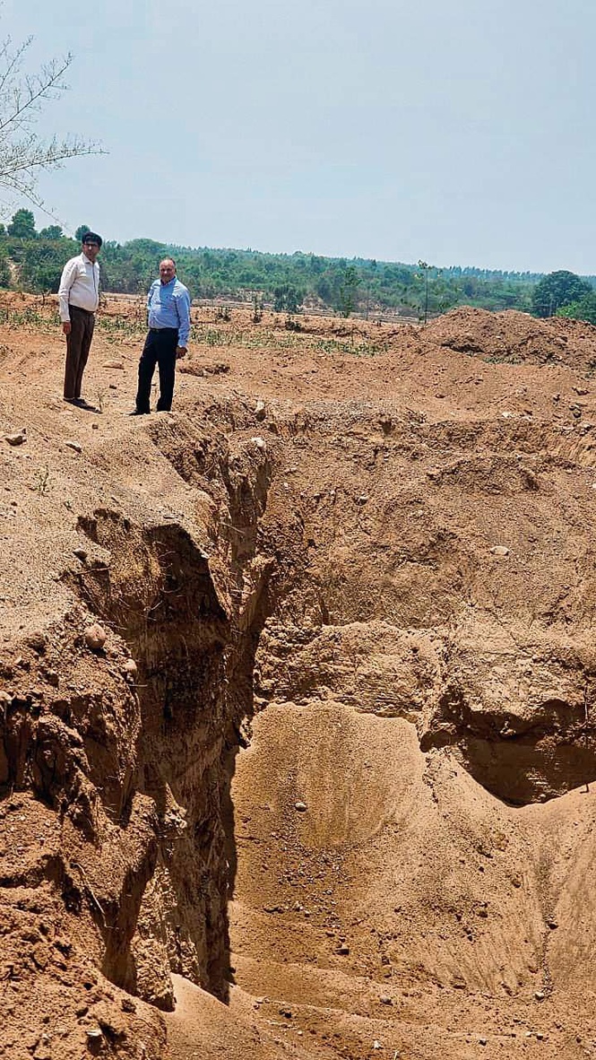 Image from: Illegal mining spotted in Raipur Rani