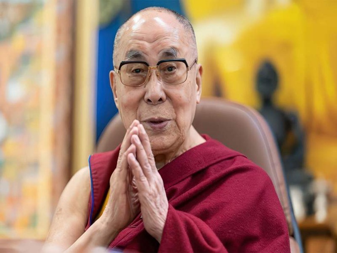 Image from: Dalai Lama discharged from Delhi hospital after successful knee replacement surgery