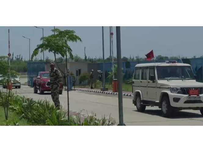 Image from: President Droupadi Murmu arrives in Dehradun on two-day Uttarakhand visit