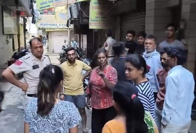Image from: Final act of love: Delhi fire victim re-entered blaze to save family, did not return