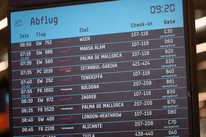 Image from: Passengers keep three-hour delay payouts as EU states back down