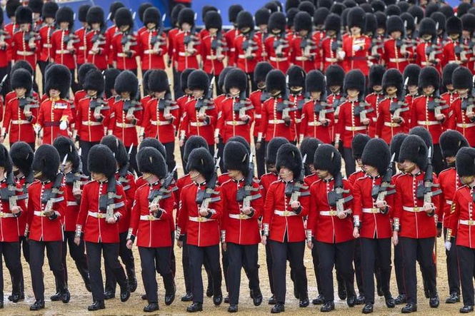 Image from: Trooping the Colour 'should remind MPs and Britons of the military's importance' amid funding row