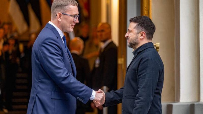 Image from: Ukraine's EU accession bid gains traction as Hungary lifts veto