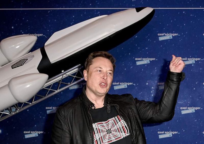 Image from: SpaceX's stock market debut makes Musk a trillionaire