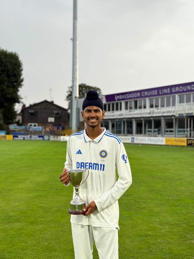Image from: Ludhiana off-spinner Anmoljeet set to play U-19 ODI series