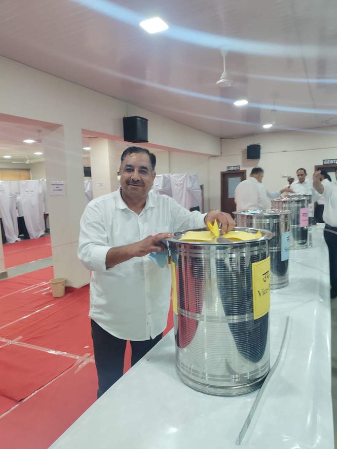Image from: Hisar Bar elects new body amid stay & legal row