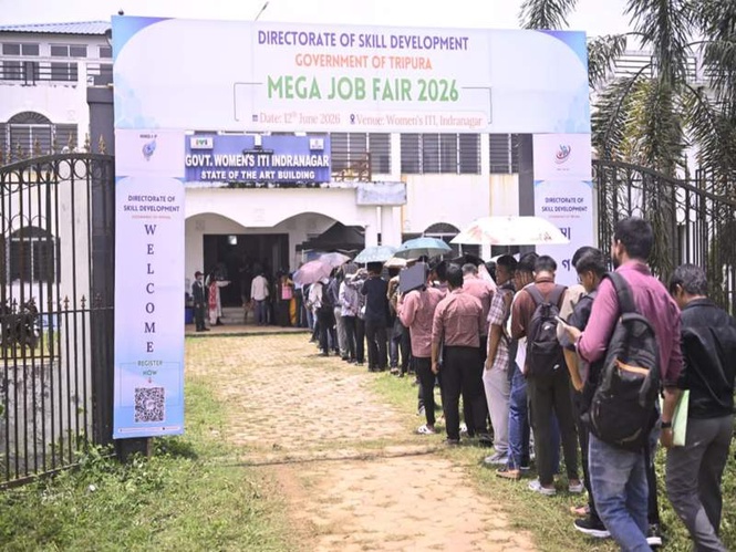 Image from: Tripura mega job fair draws 1,500 youth, 300 candidates shortlisted