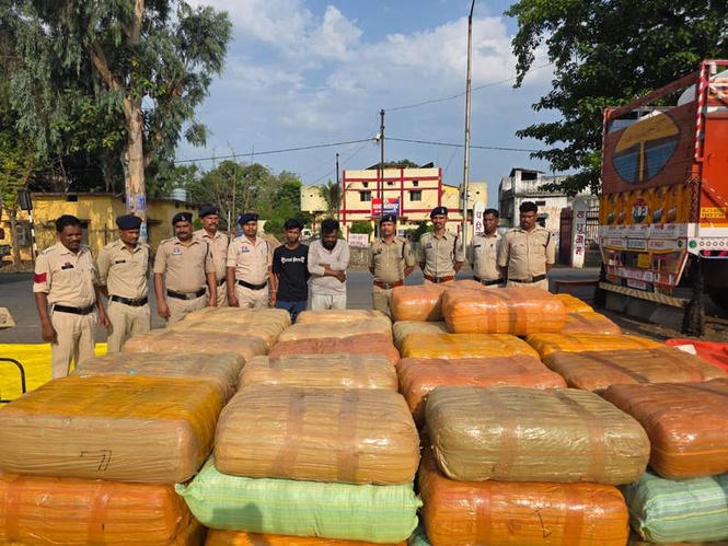 Image from: Police seize cannabis worth Rs 10 cr in Chhattisgarh's Balrampur, two held