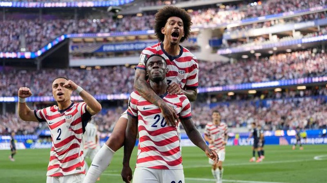 Image from: World Cup 2026: Clinical USA dispatch Paraguay as Balogun and Reyna shine