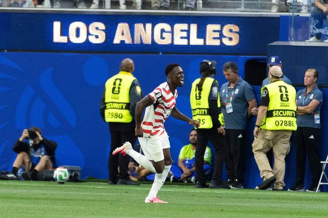 Image from: Co-hosts US kick off World Cup with dominant win over Paraguay