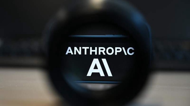 Image from: Anthropic disables access to top-tier AI models after US ban on foreign use